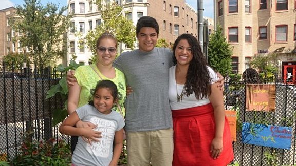 Feature Image for Meet Lisa: A CentroNía Alumna post