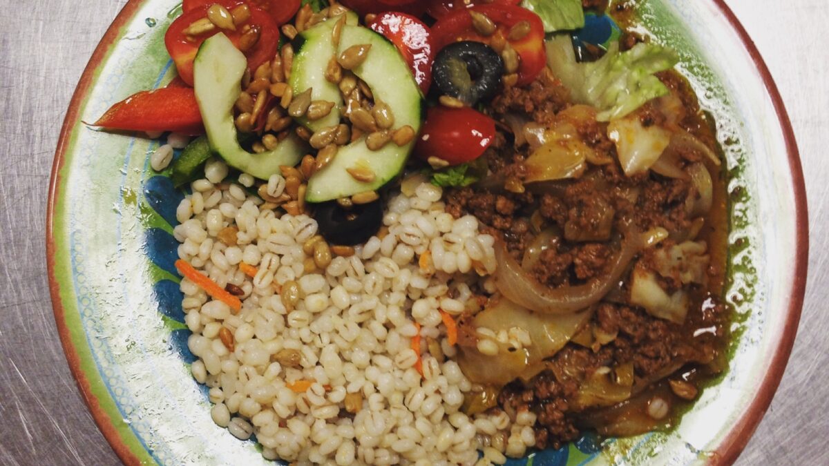 Feature Image for Recipe: Beef and Cabbage Stir Fry post