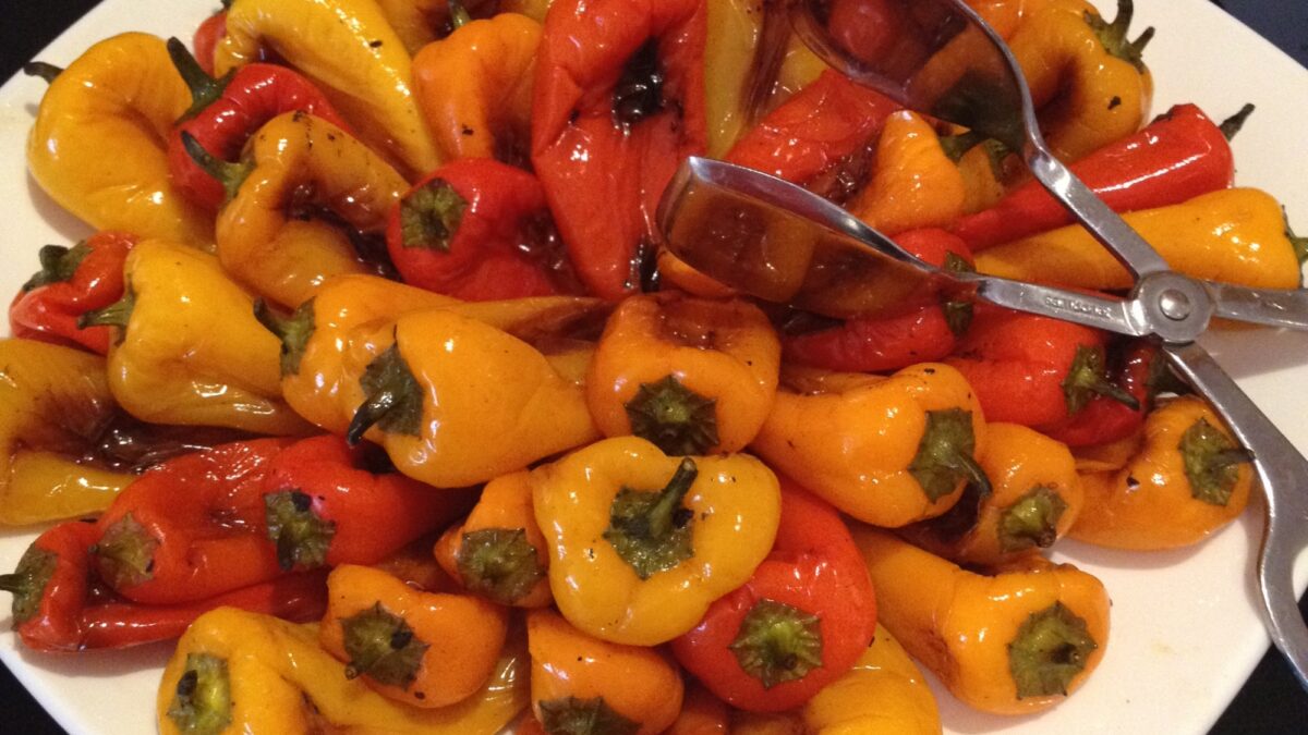 Feature Image for Recipe: Roasted Sweet Peppers post
