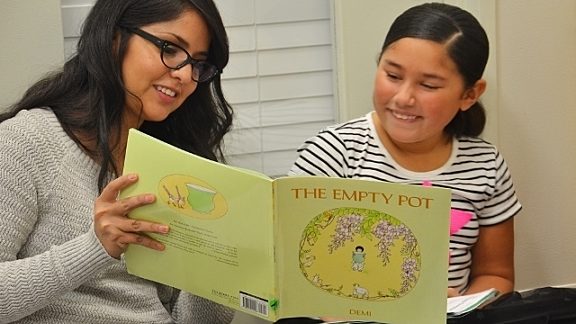 Feature Image for Two Peas in a Pod: Meet Rose Mary and Ariana post